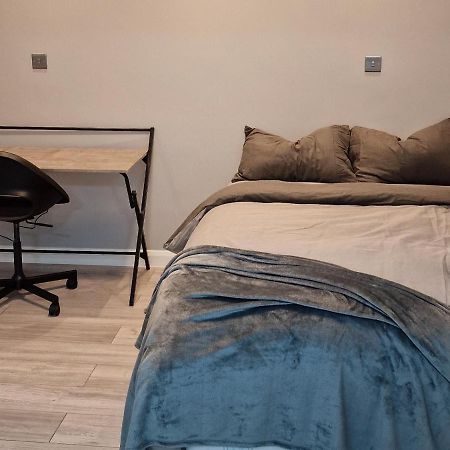 New London Apartment Bagian luar foto