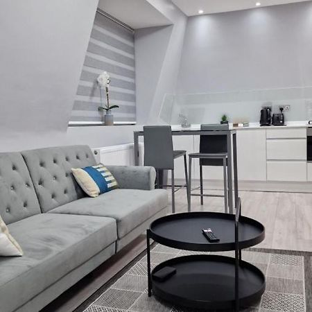 New London Apartment Bagian luar foto
