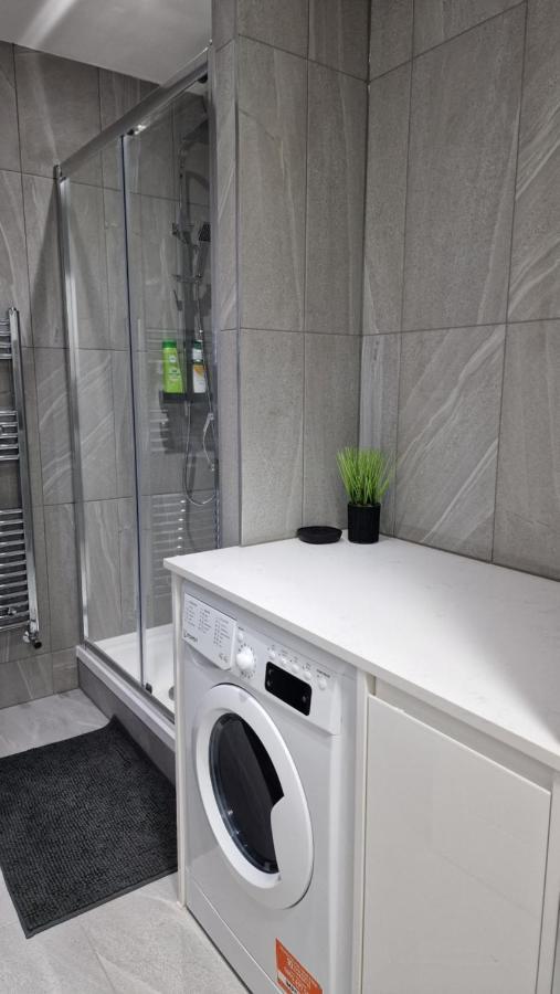 New London Apartment Bagian luar foto