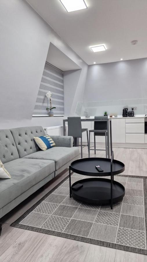 New London Apartment Bagian luar foto